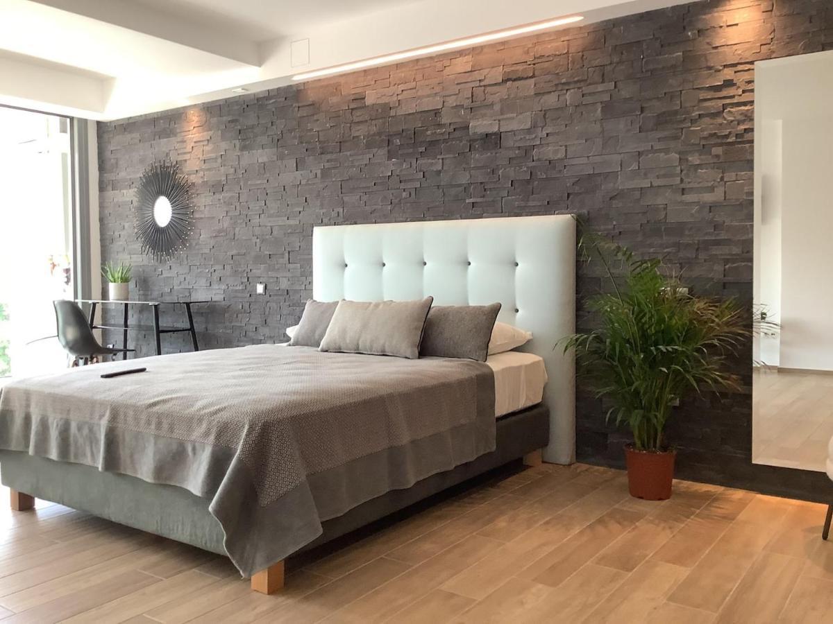 Sunny New Lovely Apartment 60 Meters From The Metro Atene Esterno foto